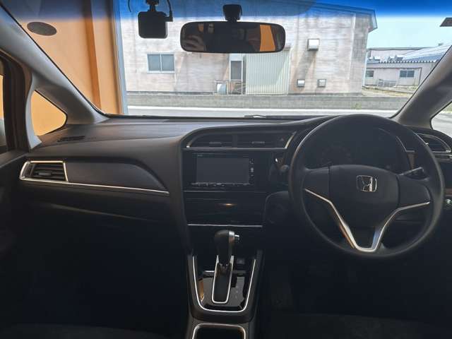 ホンダ シャトル １．５ Ｇ ４ＷＤ H28年 (甲信越・北陸) 99