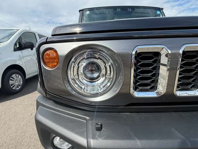 スズキ ジムニー　ノマド １．５ ＦＣ ４ＷＤ R8年 () 99