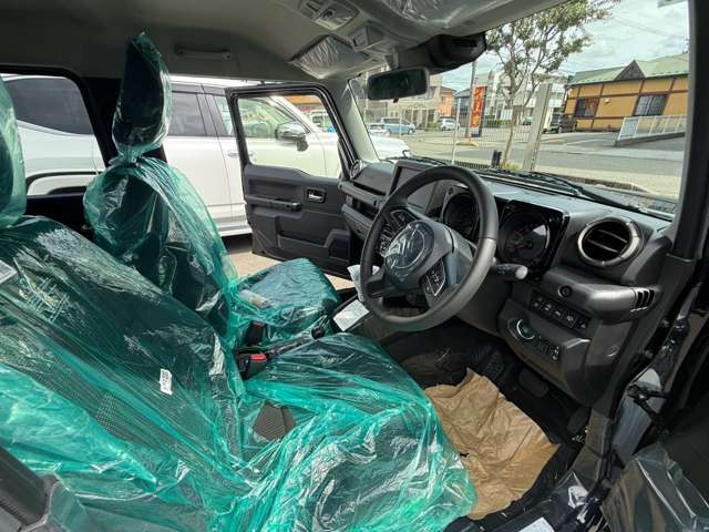スズキ ジムニー　ノマド １．５ ＦＣ ４ＷＤ R8年 () 99