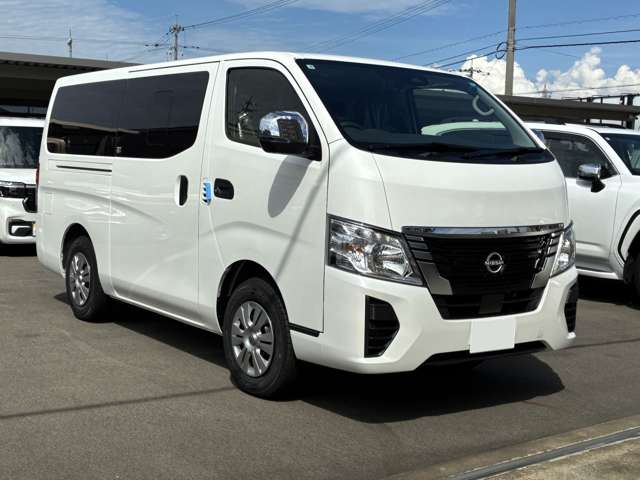 日産 キャラバンバン ２．４ ＥＸ ロングボディ ディーゼルターボ ４ＷＤ R8年 () 99