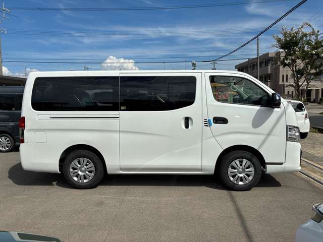 日産 キャラバンバン ２．４ ＥＸ ロングボディ ディーゼルターボ ４ＷＤ R8年 () 99