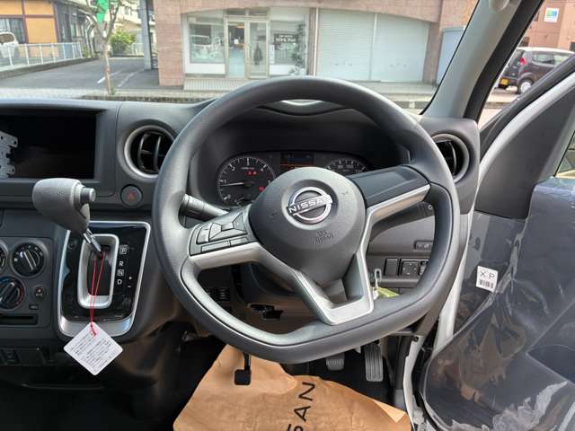 日産 キャラバンバン ２．４ ＥＸ ロングボディ ディーゼルターボ ４ＷＤ R8年 () 99
