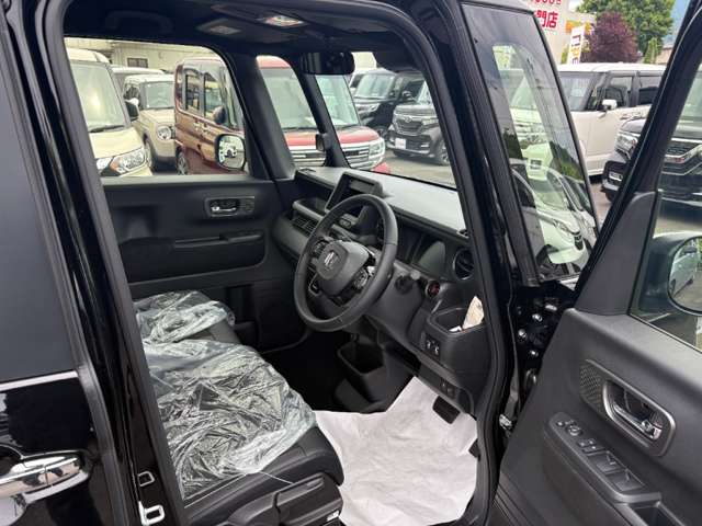 ホンダ Ｎ　ＢＯＸ カスタム ６６０ ターボ R8年 (近畿) 99