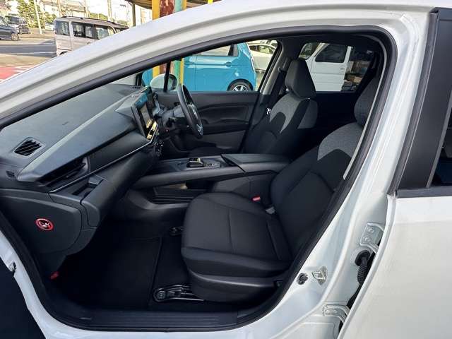日産 ノート １．２ Ｓ R3年 (東海) 99