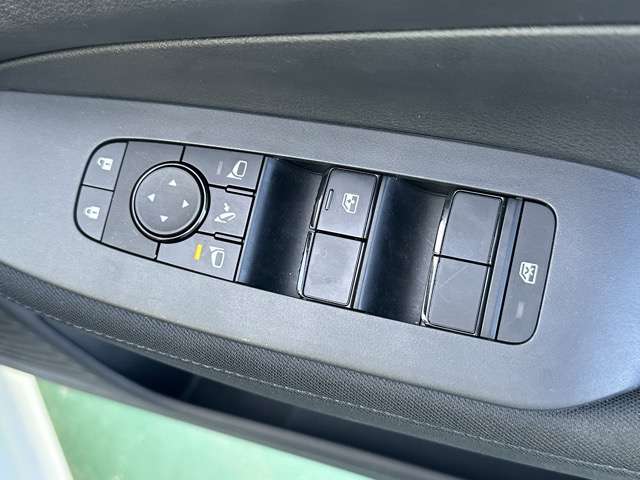 日産 ノート １．２ Ｓ R3年 (東海) 99