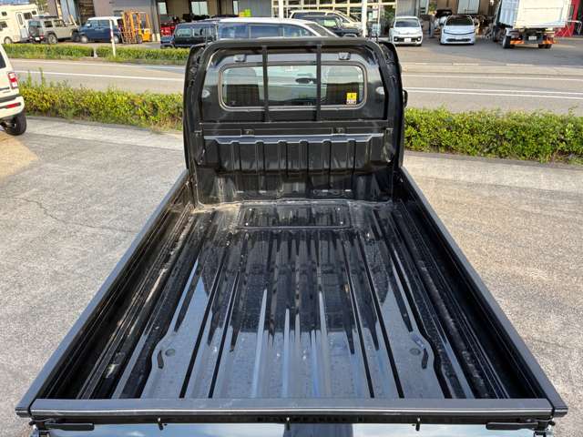 スズキ キャリイトラック ６６０ ＫＣエアコン・パワステ ３方開 ４ＷＤ R6年 () 99