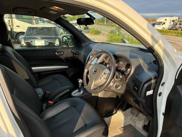 日産 エクストレイル ２．０ ２０ＸＴＴ ４ＷＤ H25年 () 99