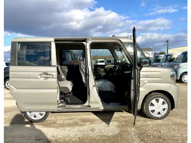スズキ スペーシア ６６０ ハイブリッド Ｇ ４ＷＤ R7年 (北海道) 99
