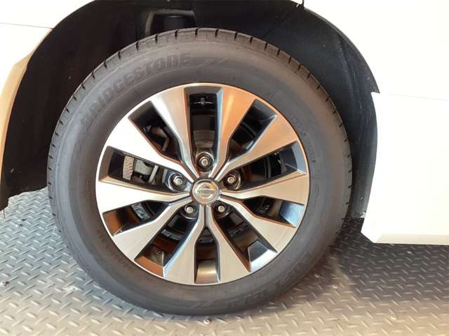 日産 セレナ ２．０ ハイウェイスター Ｖセレクション H29年 (近畿) 99