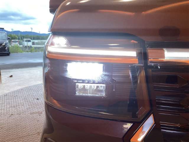 ホンダ Ｎ　ＢＯＸ カスタム ６６０ R8年 (近畿) 99