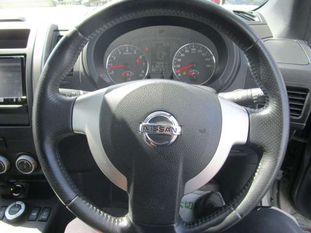 日産 エクストレイル ２．０ ２０ＸＴ ４ＷＤ H23年 () 99