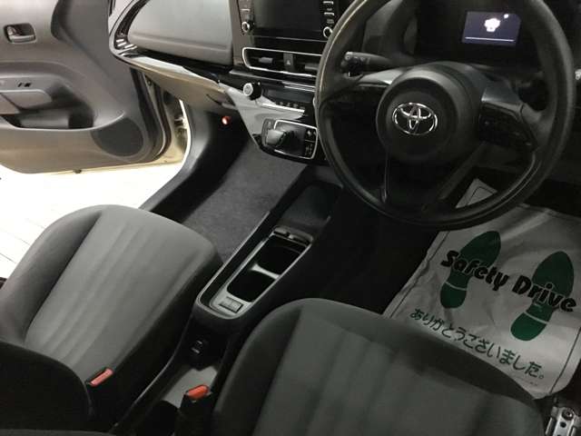 トヨタ アクア １．５ Ｘ R4年 () 99