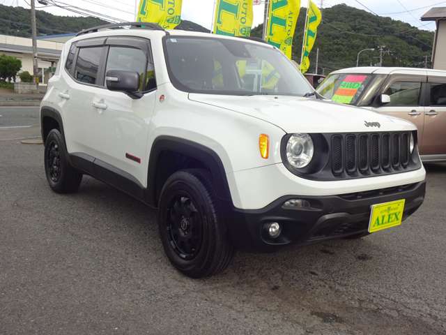 ジープ レネゲード トレイルホーク ４ＷＤ H28年 (東北) 99