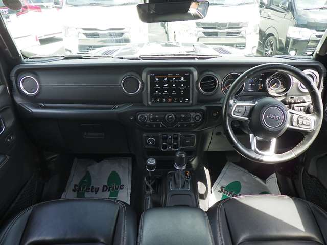 ジープ ラングラー　アンリミテッド アンリミテッド サハラ ３．６Ｌ ４ＷＤ R1年 () 99