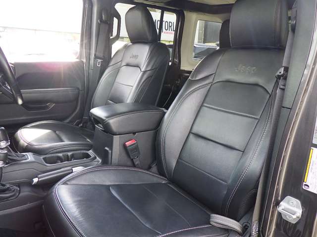 ジープ ラングラー　アンリミテッド アンリミテッド サハラ ３．６Ｌ ４ＷＤ R1年 () 99