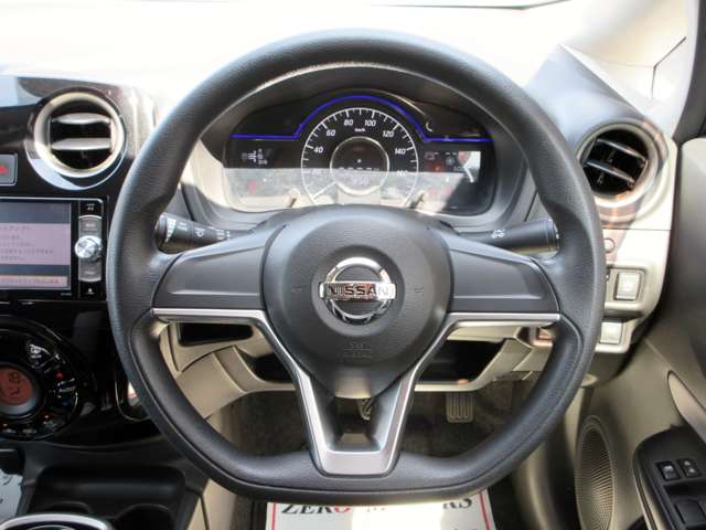 日産 ノート １．２ Ｅ－ＰＯＷＥＲ Ｘ H29年 (関東) 99