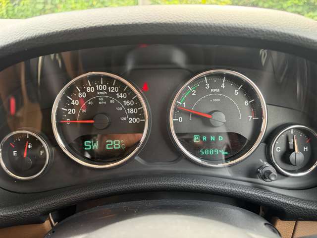 ジープ ラングラー　アンリミテッド アンリミテッド サハラ ４ＷＤ H30年 (関東) 99