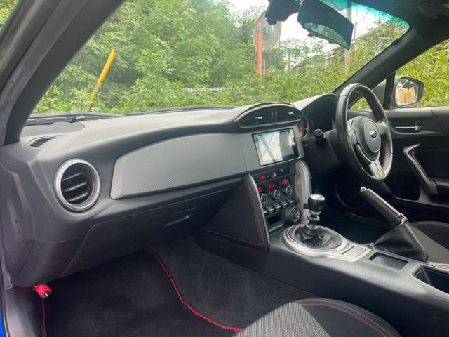 スバル ＢＲＺ ２．０ Ｓ H27年 (関東) 99