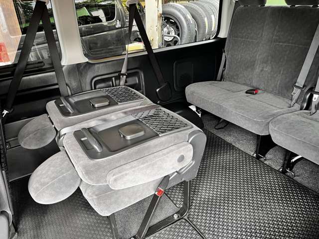 トヨタ ハイエースワゴン ２．７ ＧＬ ロング ミドルルーフ ４ＷＤ R6年 (関東) 99