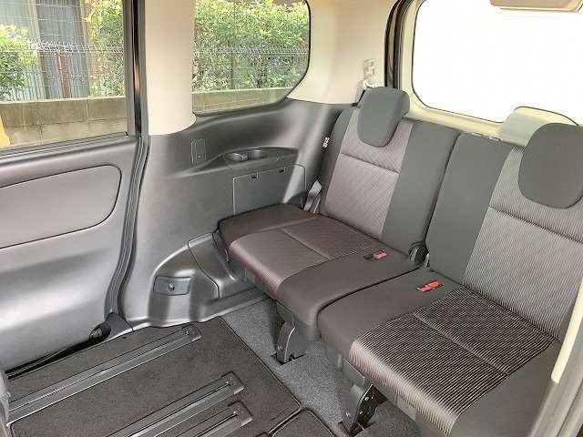 日産 セレナ ２．０ ハイウェイスター Ｖ R3年 () 99