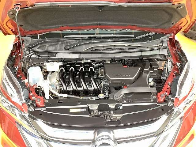 日産 セレナ ２．０ ハイウェイスター Ｖセレクション H29年 () 99