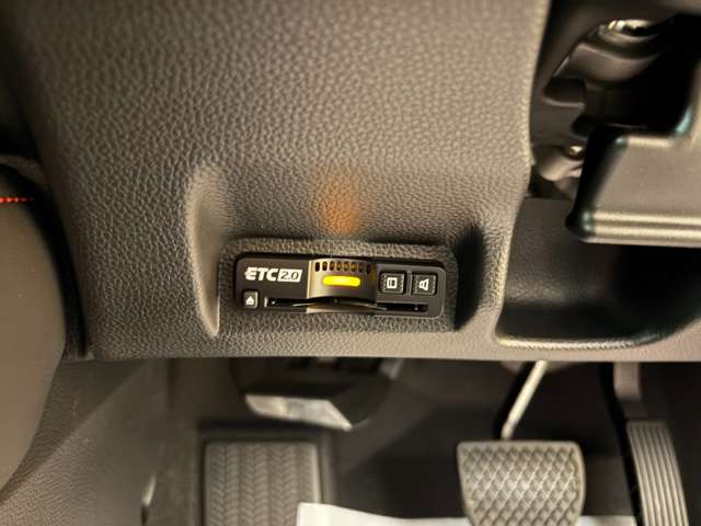 ホンダ ヴェゼル １．５ Ｅ：ＨＥＶ ＲＳ R8年 () 99