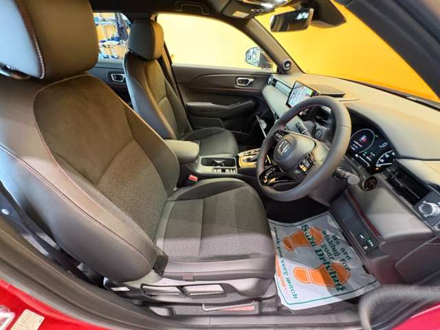 ホンダ ヴェゼル １．５ Ｅ：ＨＥＶ ＲＳ R8年 (近畿) 99