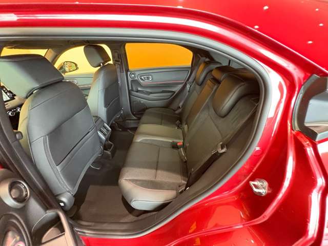 ホンダ ヴェゼル １．５ Ｅ：ＨＥＶ ＲＳ R8年 (近畿) 99