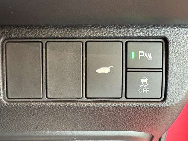ホンダ ヴェゼル １．５ Ｅ：ＨＥＶ ＲＳ R8年 (近畿) 99
