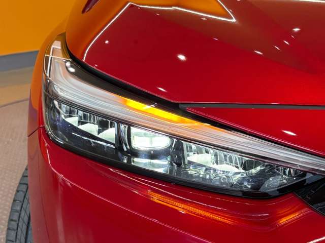 ホンダ ヴェゼル １．５ Ｅ：ＨＥＶ ＲＳ R8年 (近畿) 99