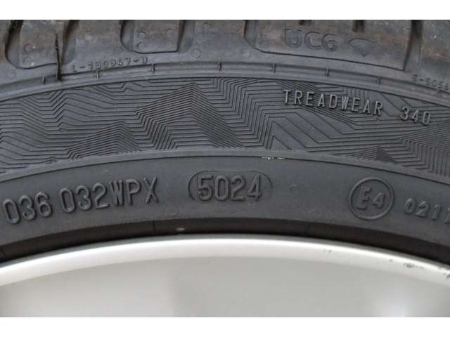 トヨタ プリウス １．８ Ｇ ツーリングセレクション H21年 (近畿) 99
