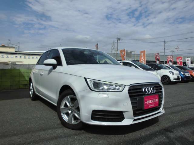 アウディ Ａ１　スポーツバック １．０　ＴＦＳＩ H29年 (近畿) 99