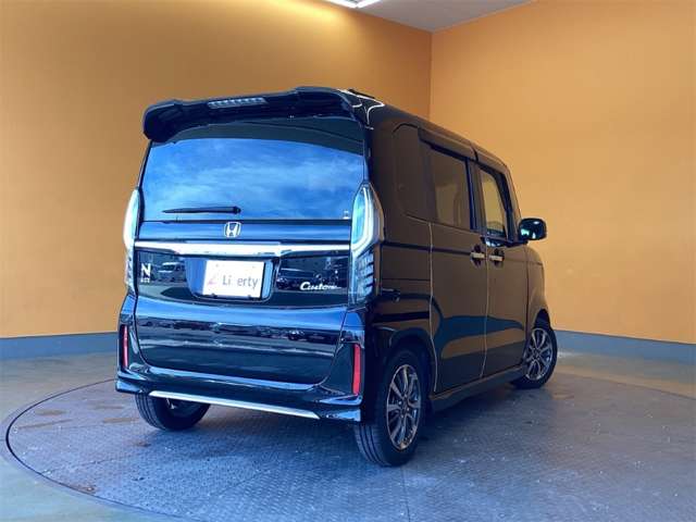 ホンダ Ｎ　ＢＯＸ カスタム ６６０ Ｌ R4年 (近畿) 99