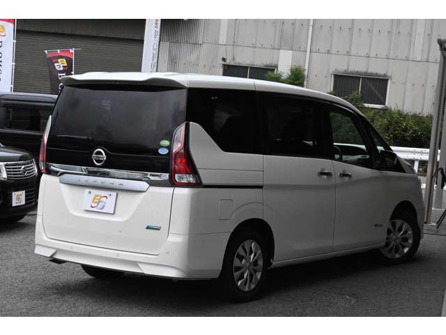 日産 セレナ ２．０ Ｘ Ｖセレクション H30年 (近畿) 99