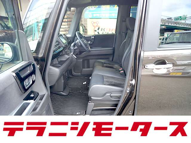 ホンダ Ｎ　ＢＯＸ カスタム ６６０ Ｌ ターボ R3年 (近畿) 99