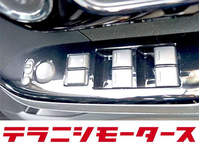 ホンダ Ｎ　ＢＯＸ カスタム ６６０ Ｌ ターボ R3年 (近畿) 99