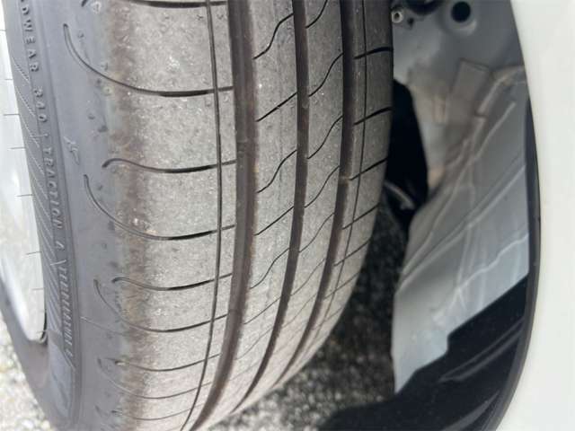 ホンダ フリード １．５ エアー R8年 (近畿) 99
