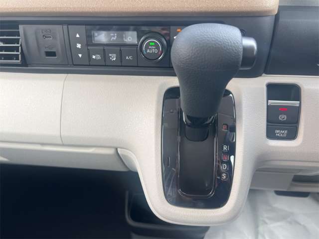 ホンダ Ｎ　ＢＯＸ ６６０ R8年 (近畿) 99