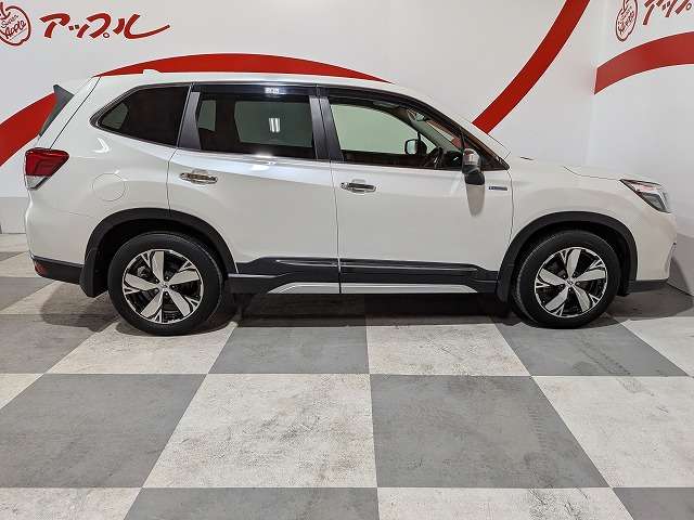 スバル フォレスター　ハイブリッド ２．０ アドバンス ４ＷＤ R1年 () 99