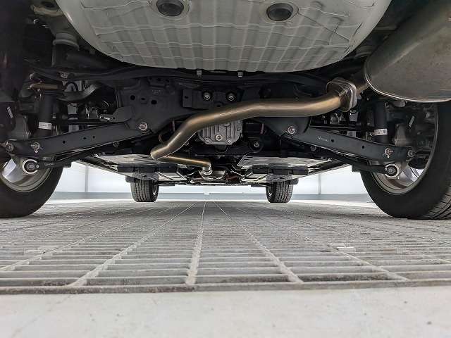 スバル フォレスター　ハイブリッド ２．０ アドバンス ４ＷＤ R1年 () 99