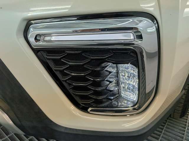 スバル フォレスター　ハイブリッド ２．０ アドバンス ４ＷＤ R1年 () 99
