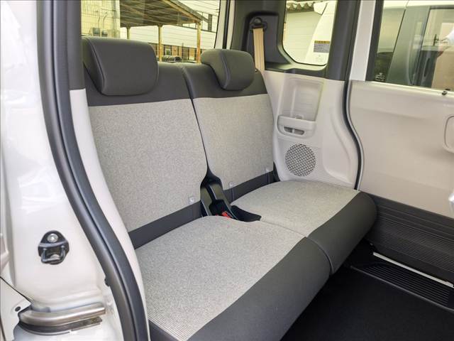 ホンダ Ｎ　ＢＯＸ ６６０ ４ＷＤ R8年 (関東) 99