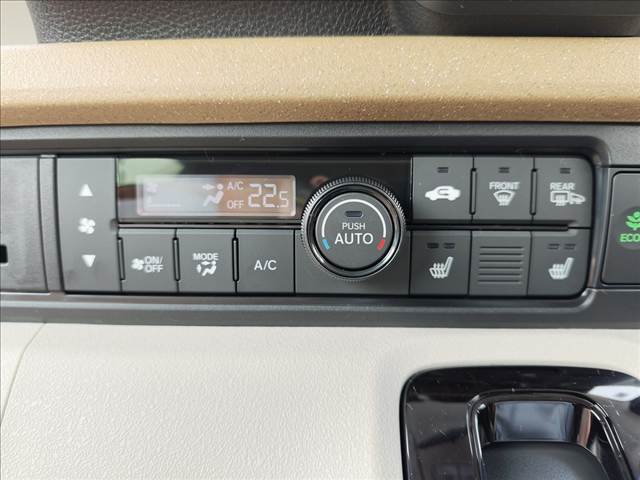 ホンダ Ｎ　ＢＯＸ ６６０ ４ＷＤ R8年 (関東) 99