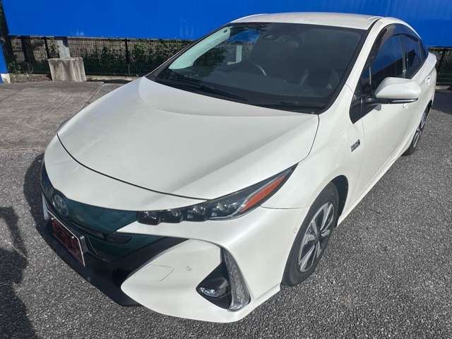 トヨタ プリウスＰＨＶ １．８ Ａ H29年 () 99