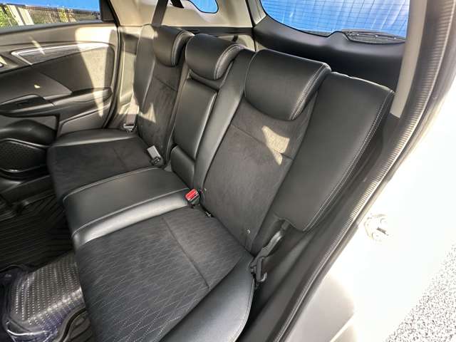 ホンダ シャトル １．５ ハイブリッド Ｚ H28年 () 99