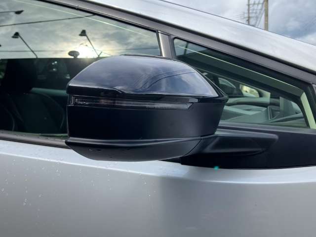 トヨタ プリウス ２．０ Ｇ R5年 () 99