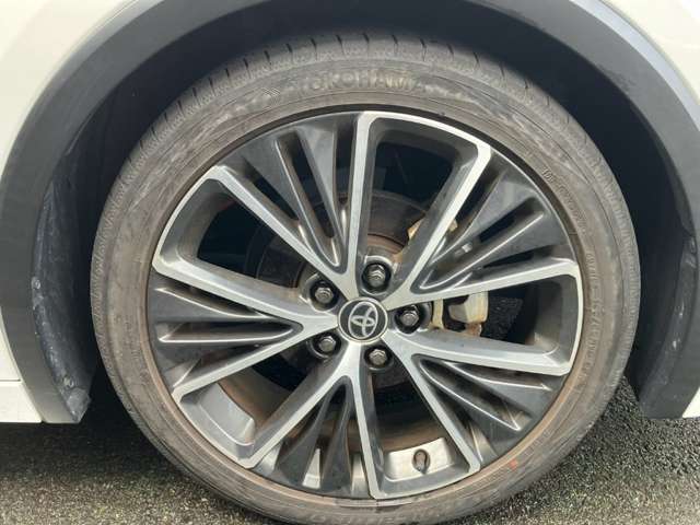 トヨタ プリウス ２．０ Ｇ R5年 () 99