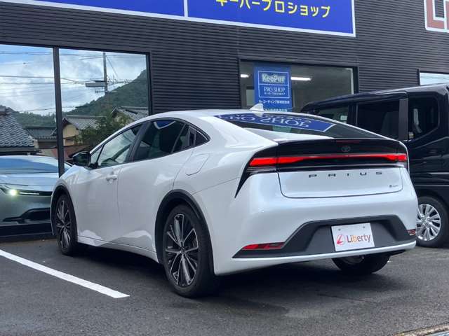 トヨタ プリウス ２．０ Ｇ R5年 () 99