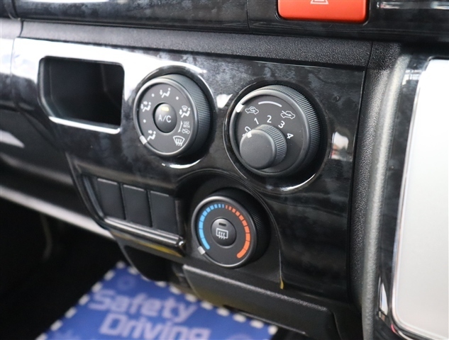 トヨタ ハイエースバン ２．０ ＤＸ ロング ＧＬパッケージ R8年 (関東) 99