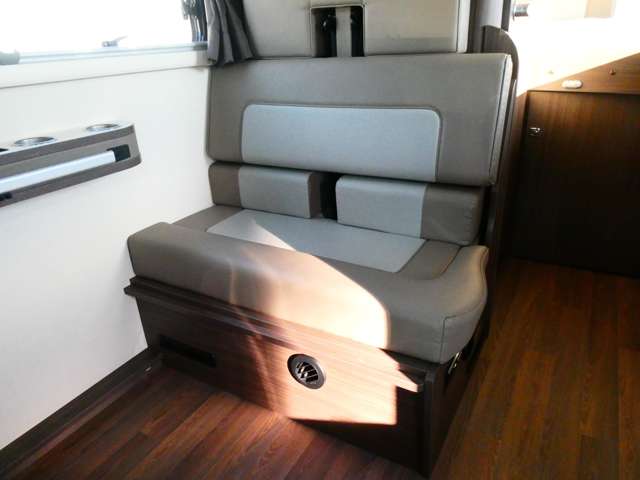トヨタ カムロード ナッツＲＶ R5年 (関東) 99